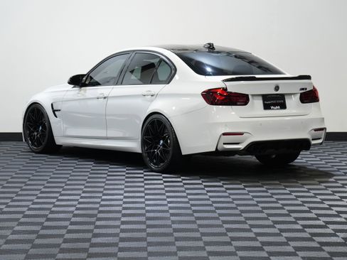 Used 2018 BMW M3 image 8
