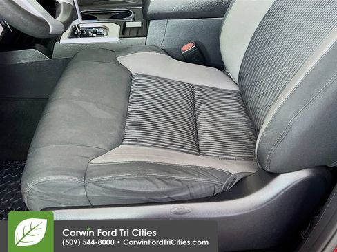 Used 2017 Toyota Tundra SR5 AWD/4WD image 20