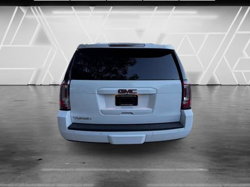 Used 2017 GMC Yukon SLE w/ SLE Value Package AWD/4WD image 9