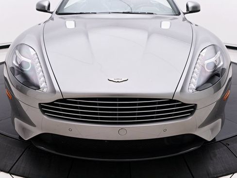 Used 2016 Aston Martin DB9 GT RWD image 26