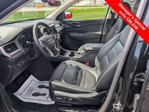 Used 2023 GMC Acadia Denali w/ Denali Ultimate Package AWD/4WD image 13