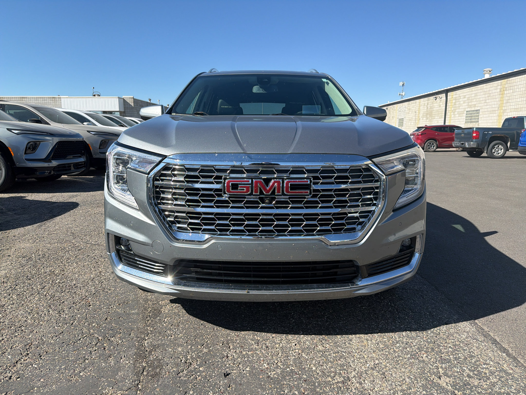Used 2023 GMC Terrain Denali AWD/4WD image 8