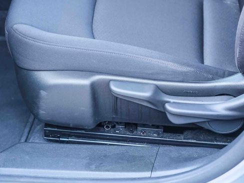 Used 2024 Chevrolet Malibu LS FWD image 24
