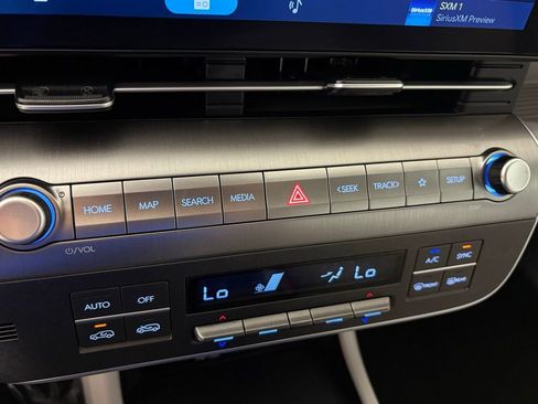 Used 2024 Hyundai Kona SEL FWD image 34