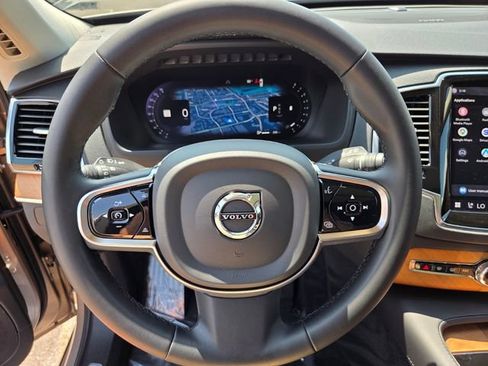 Certified 2023 Volvo XC90 B6 Plus AWD/4WD image 35