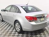 Used 2014 Chevrolet Cruze LS image 3