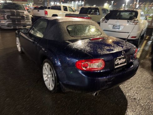 Used 2012 MAZDA MX-5 Miata Touring w/ Suspension Pkg image 3