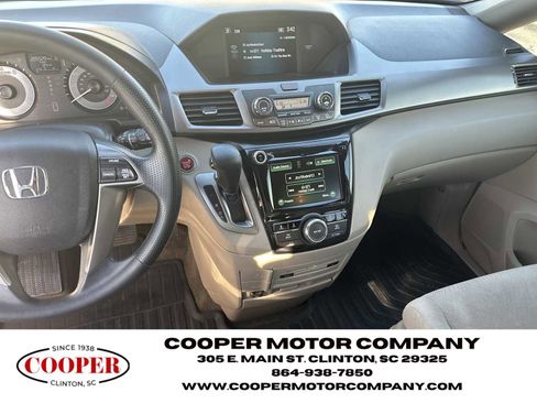 Used 2016 Honda Odyssey SE image 27