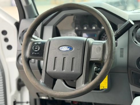 Used 2015 Ford F250 XL w/ Power Equipment Group AWD/4WD image 26