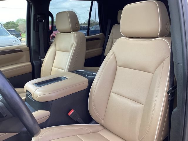 Used 2021 Chevrolet Tahoe Premier w/ Premium Package AWD/4WD image 13