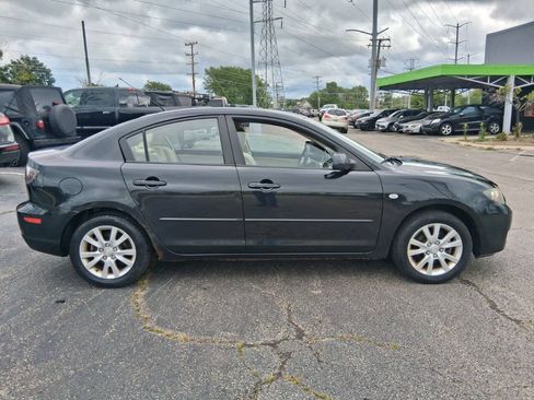Used 2008 MAZDA MAZDA3 i Touring FWD image 4