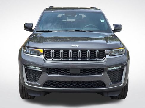 New 2026 Jeep Grand Cherokee L Limited w/ Trailer Tow Package AWD/4WD image 15