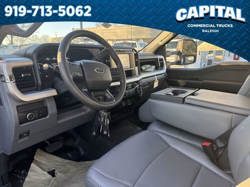 New 2025 Ford F350 XL w/ XL Chrome Package image 18