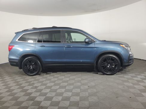 Certified 2021 Honda Pilot Special Edition image 3