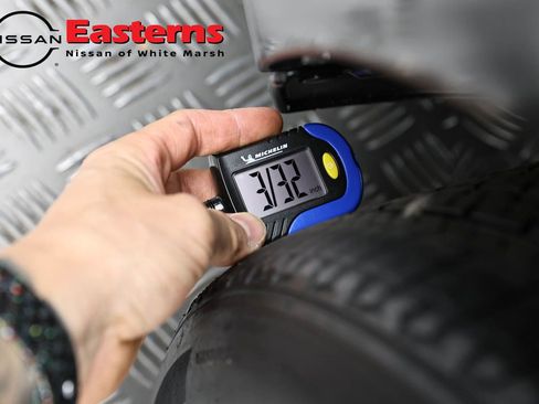 Used 2021 Nissan Kicks SV FWD image 24