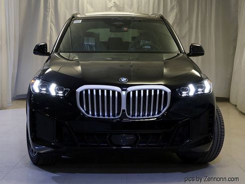 New 2026 BMW X5 xDrive50e w/ M Sport Package image 5