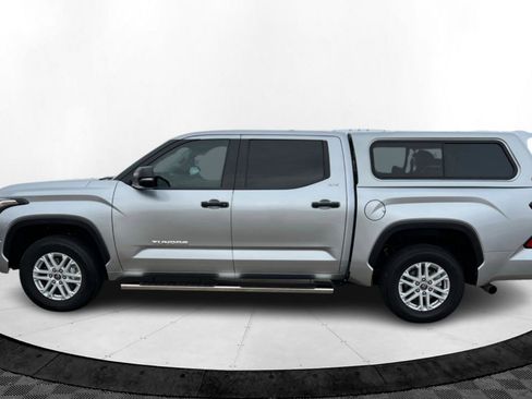 Used 2022 Toyota Tundra SR5 image 2