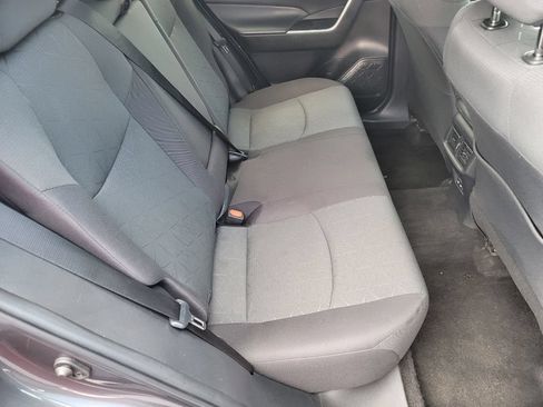 Used 2017 Toyota RAV4 Limited w/ Advanced Technology Package AWD/4WD image 9