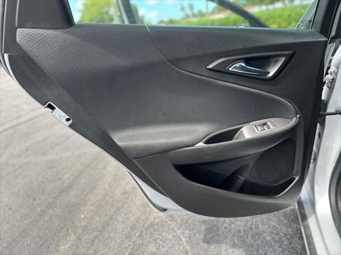 Used 2022 Chevrolet Malibu LT FWD image 19