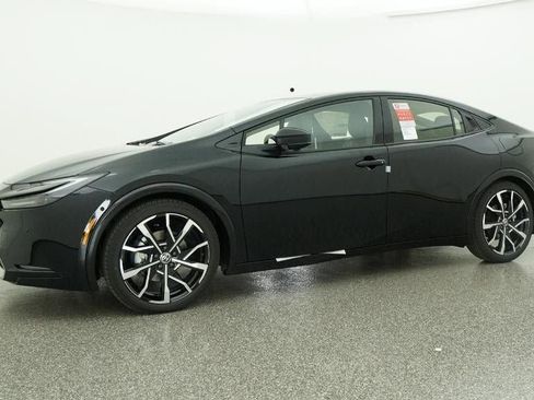 New 2026 Toyota Prius Plug-In Hybrid FWD image 18