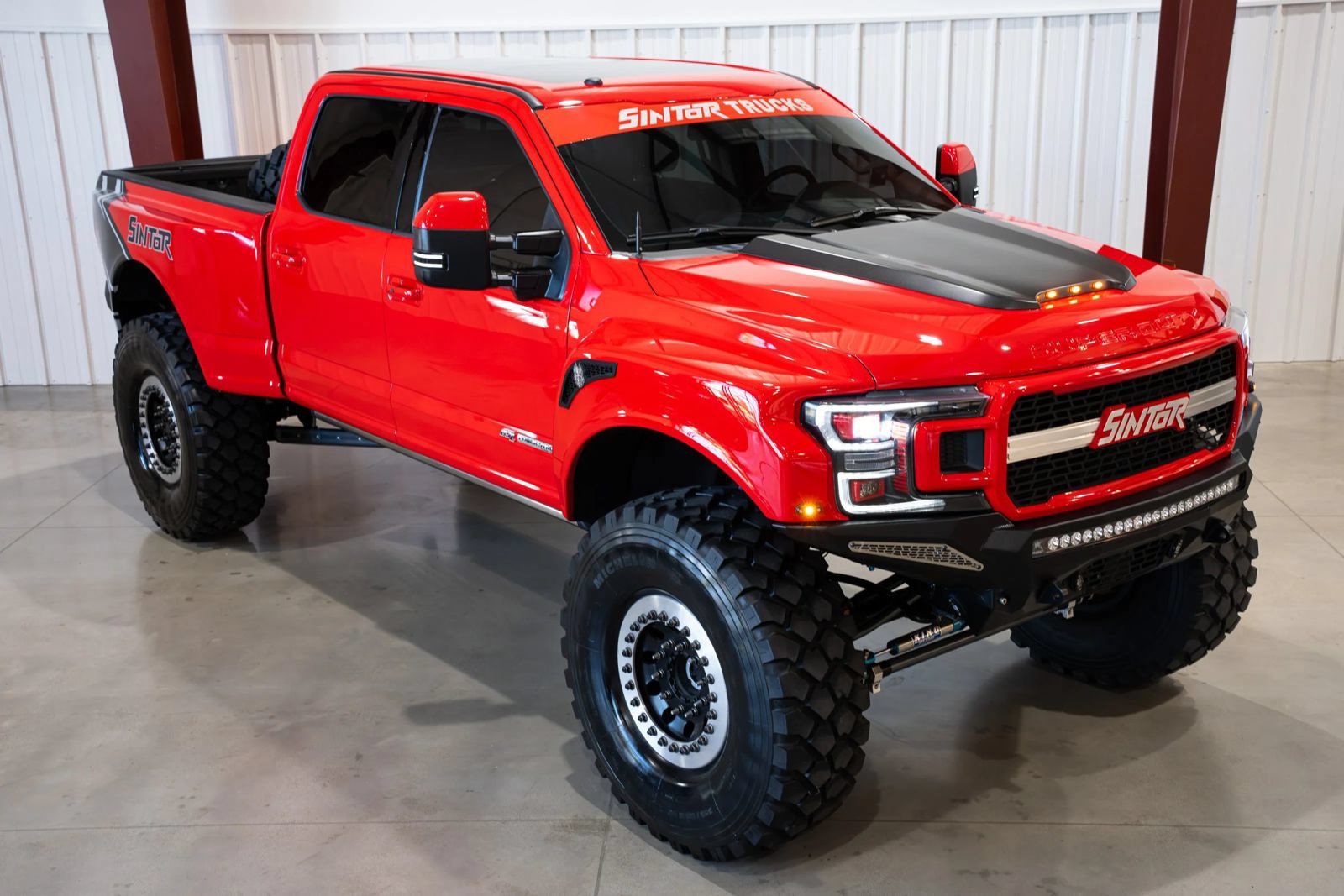 Used 2018 Ford F350 Lariat w/ Lariat Ultimate Package AWD/4WD image 8