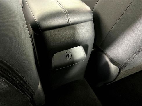 Certified 2024 Nissan Sentra SV FWD image 10