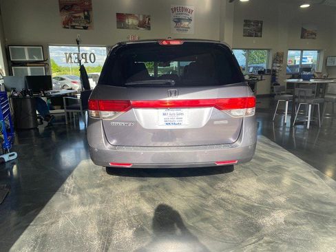 Used 2014 Honda Odyssey Touring image 7