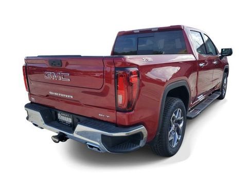 New 2026 GMC Sierra 1500 SLT image 5