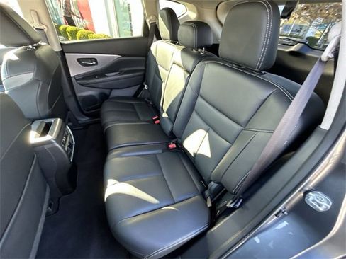 Used 2020 Nissan Murano SL image 24
