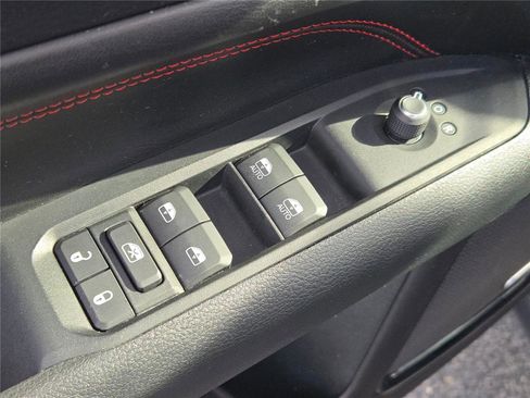 Certified 2022 Jeep Compass Trailhawk w/ Trailhawk Elite Group image 26