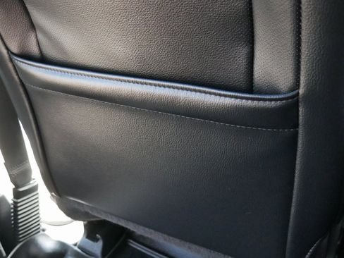 Used 2015 Ford F150 Lariat image 35