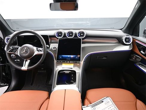 New 2026 Mercedes-Benz GLC 300 image 24