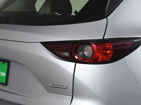 Used 2017 MAZDA CX-5 Sport image 31