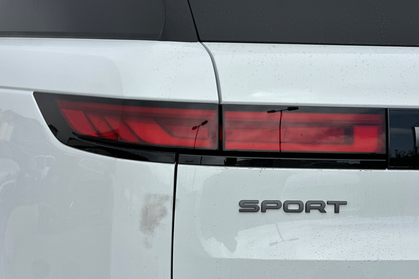 Used 2026 Land Rover Range Rover Sport SE AWD/4WD image 36