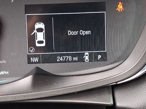 Certified 2019 Chevrolet Trax LS image 21