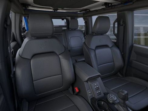 New 2026 Ford Bronco Badlands w/ Sasquatch Package AWD/4WD image 11