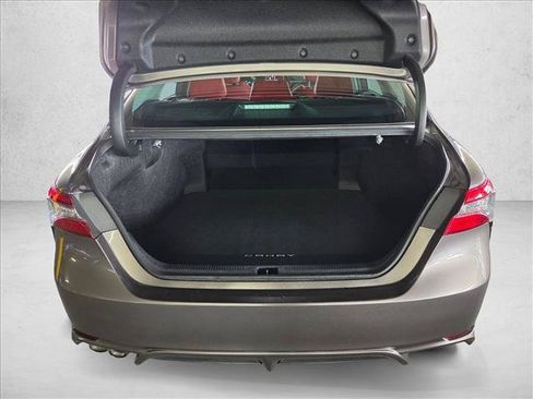 Used 2023 Toyota Camry XSE w/ Cold Weather Package FWD image 17
