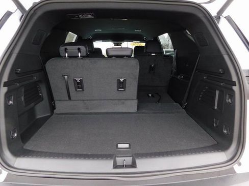 New 2026 Chevrolet Traverse LT w/ Driver Confidence Package FWD image 24