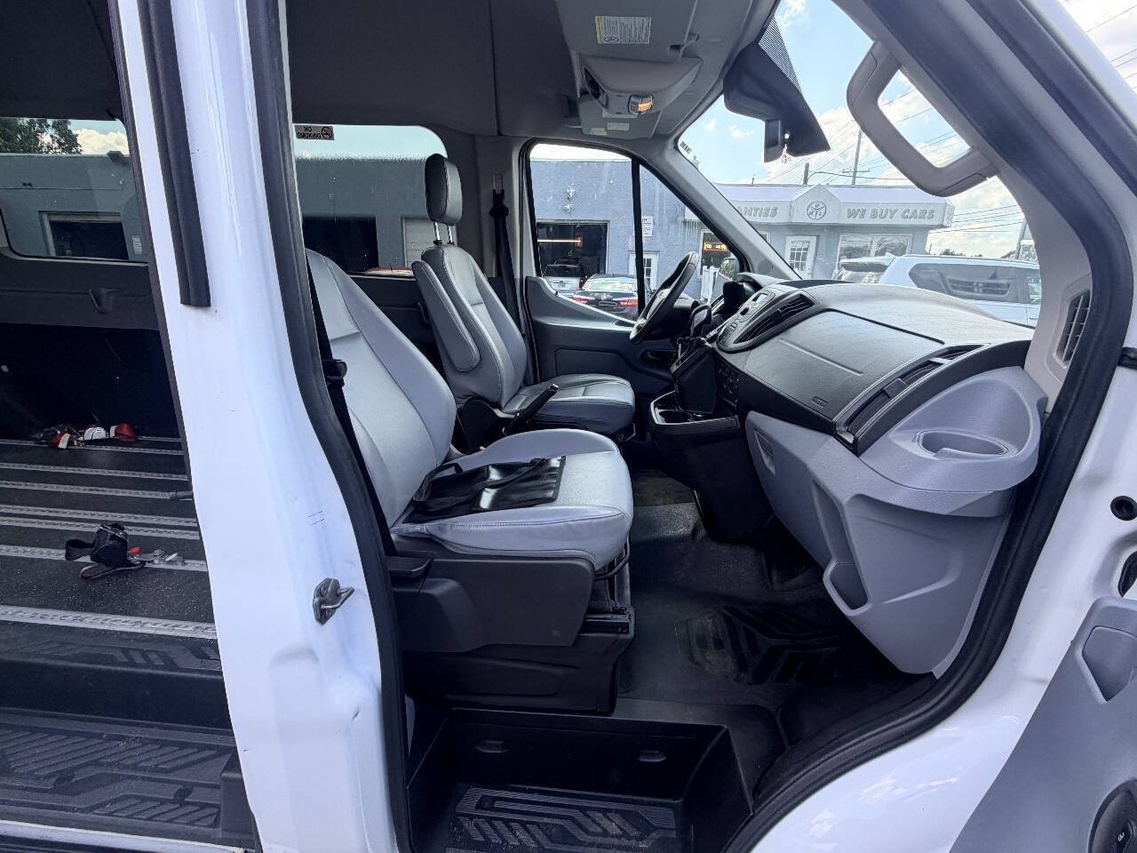 Used 2016 Ford Transit 350 XL RWD image 69