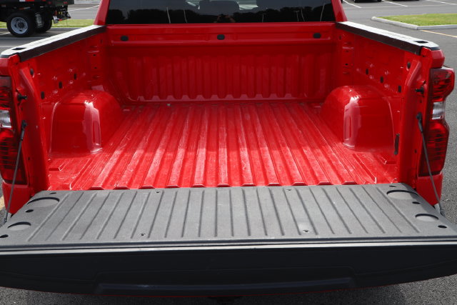Used 2026 Chevrolet Silverado 1500 LT AWD/4WD image 9