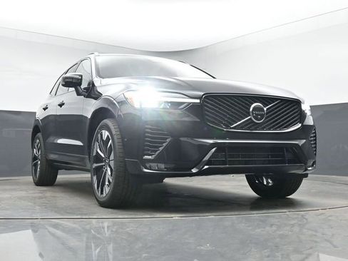 New 2026 Volvo XC60 B5 Plus w/ Protection Package Premier AWD/4WD image 39
