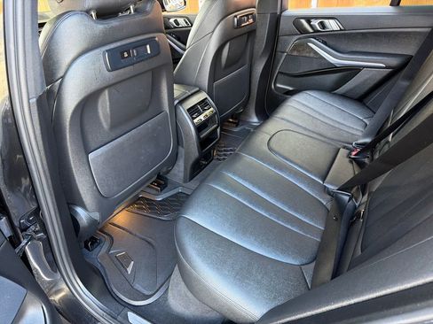 Used 2022 BMW X5 sDrive40i w/ Parking Assistance Package image 31