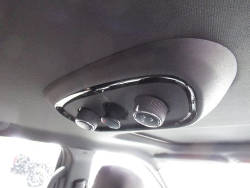 Used 2023 Dodge Durango R/T w/ Blacktop Package image 12