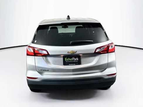 Used 2021 Chevrolet Equinox LS w/ LS Convenience Package FWD image 7