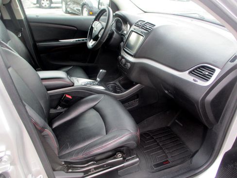 Used 2012 Dodge Journey R/T w/ Navigation & Sound Group I image 7
