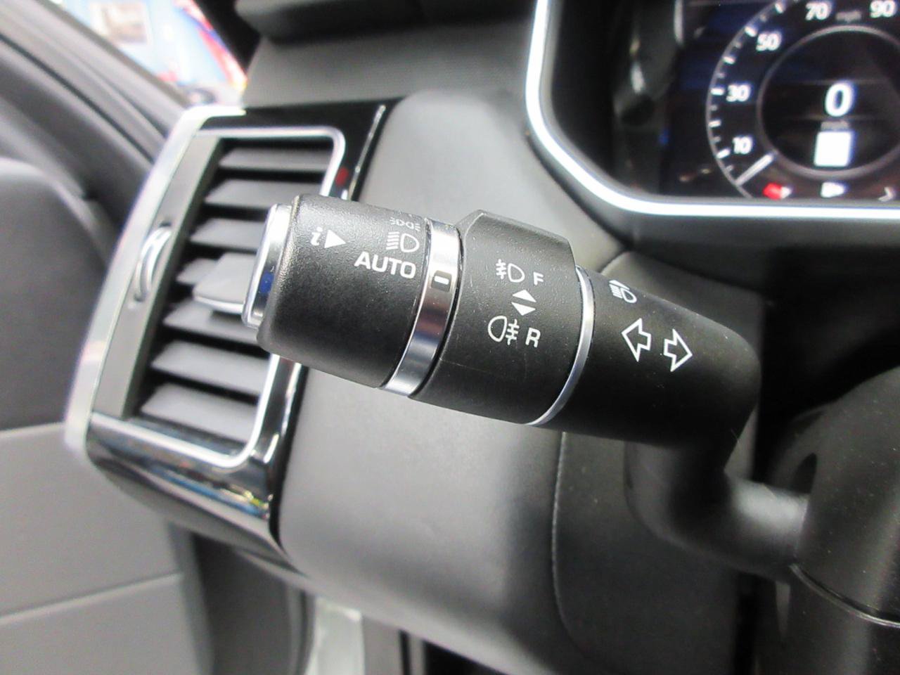 Used 2018 Land Rover Range Rover Sport HSE Dynamic AWD/4WD image 27