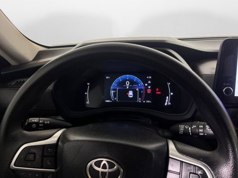 Used 2025 Toyota Grand Highlander FWD image 13