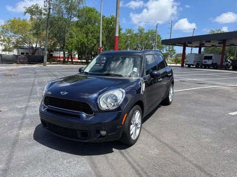 Used 2013 MINI Cooper Countryman S image 1