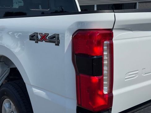 New 2026 Ford F250 XLT w/ 360-Degree Camera Package AWD/4WD image 12