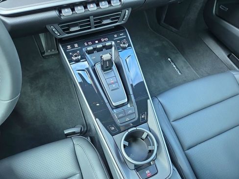 Certified 2025 Porsche 911 Carrera image 16